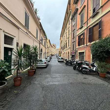 Le Due Torri in Rione Monti-2